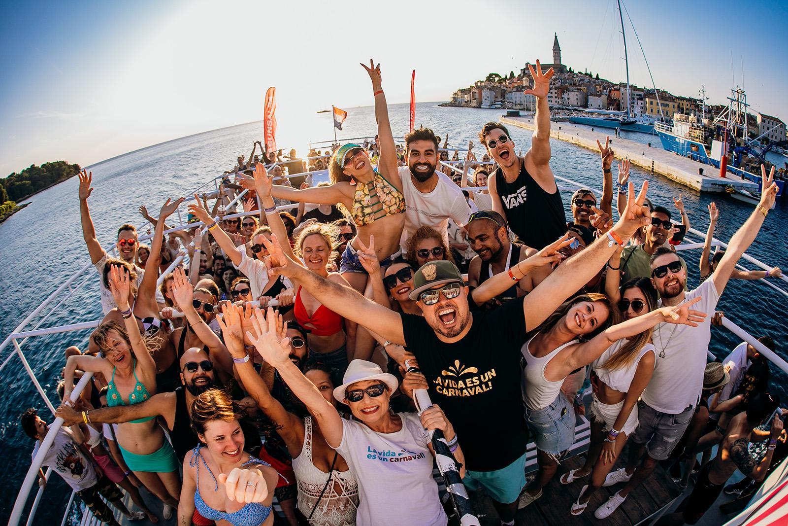 Bachata Party Boat