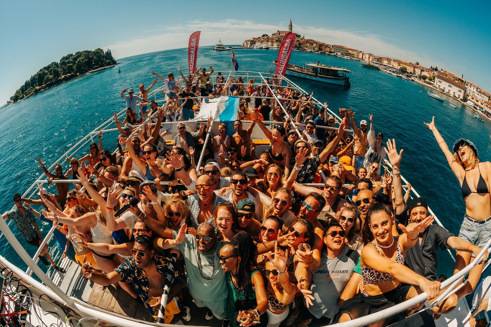 Salsa Party Boat